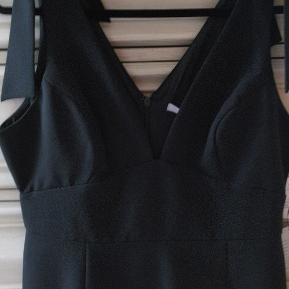 Hi low gorgeous black evening dress - Picture 3 of 8